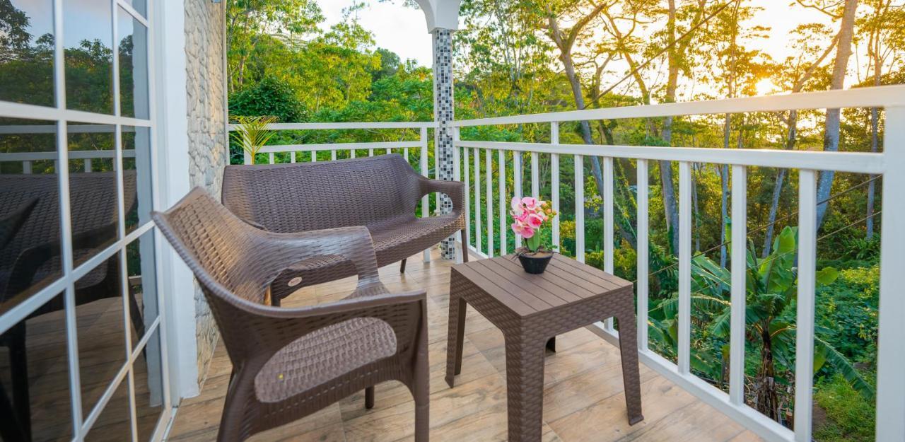 Paradise Breeze Apartment Misere エクステリア 写真