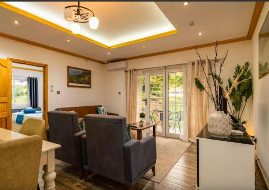 Paradise Breeze Apartment Misere エクステリア 写真