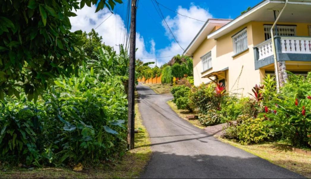Paradise Breeze Apartment Misere エクステリア 写真